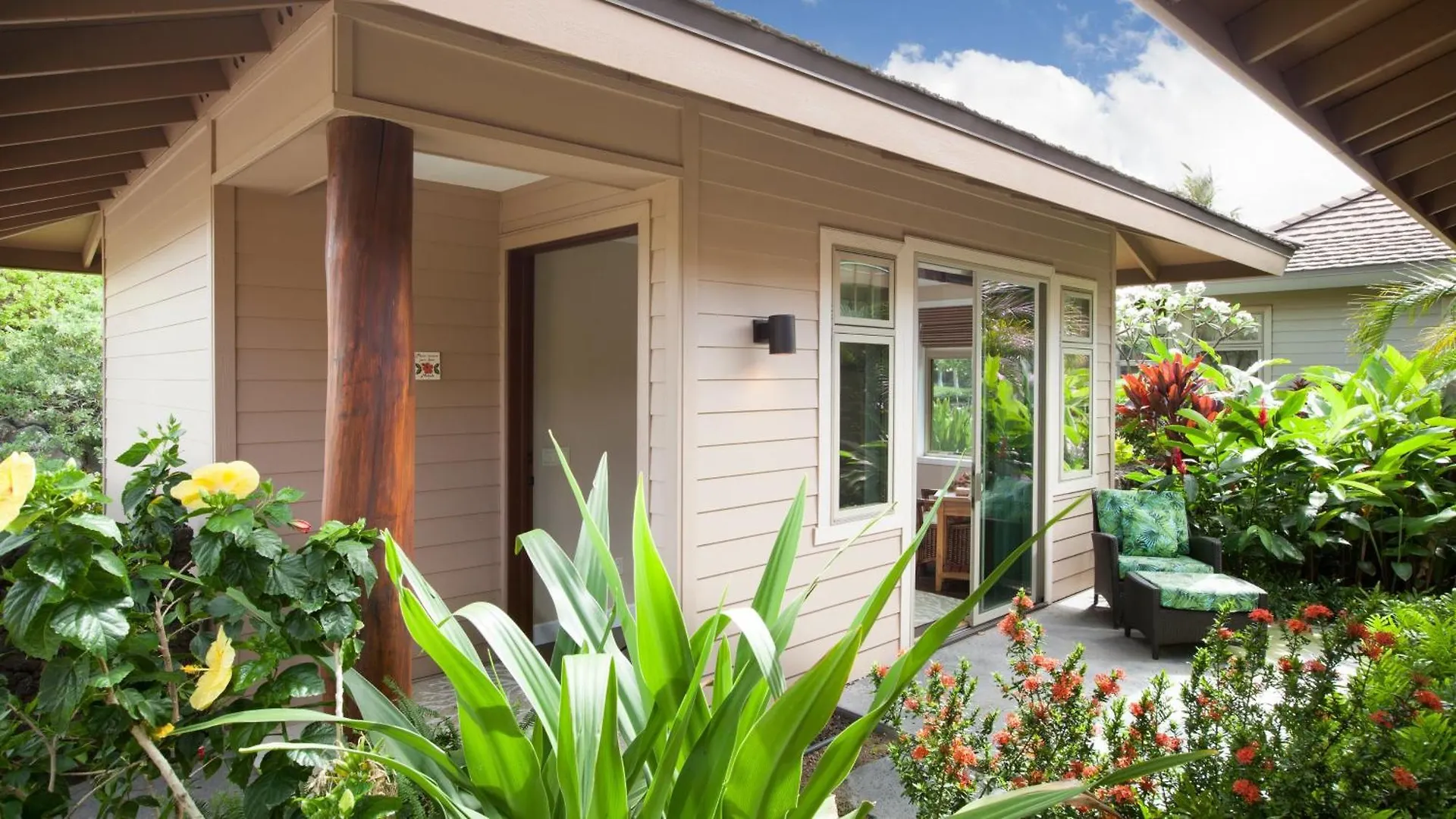 Endless Summer Elegant Kamilo Home With Heated Pool And Guest Cottage Waikoloa