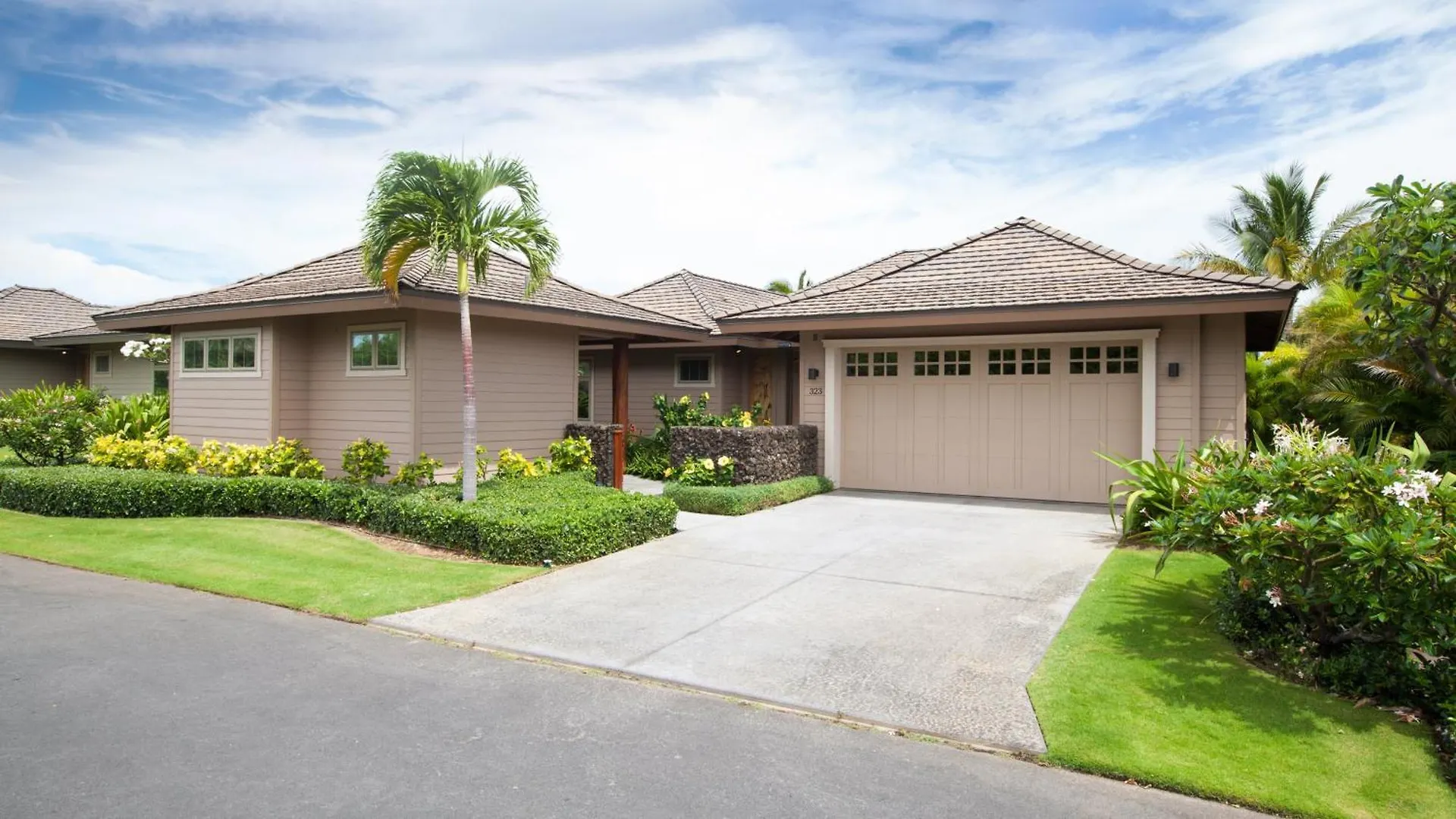 Semesterbostad Endless Summer Elegant Kamilo Home With Heated Pool And Guest Cottage Waikoloa USA